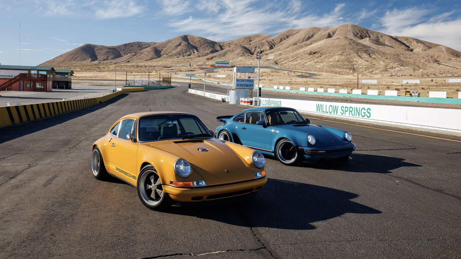 Singer-modified Porsche 911s at Willow Springs